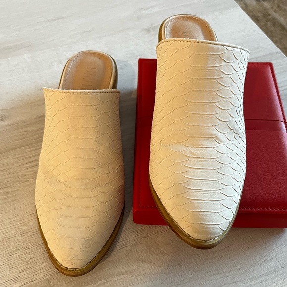 Off White Mules 6.5 - Picture 1 of 4